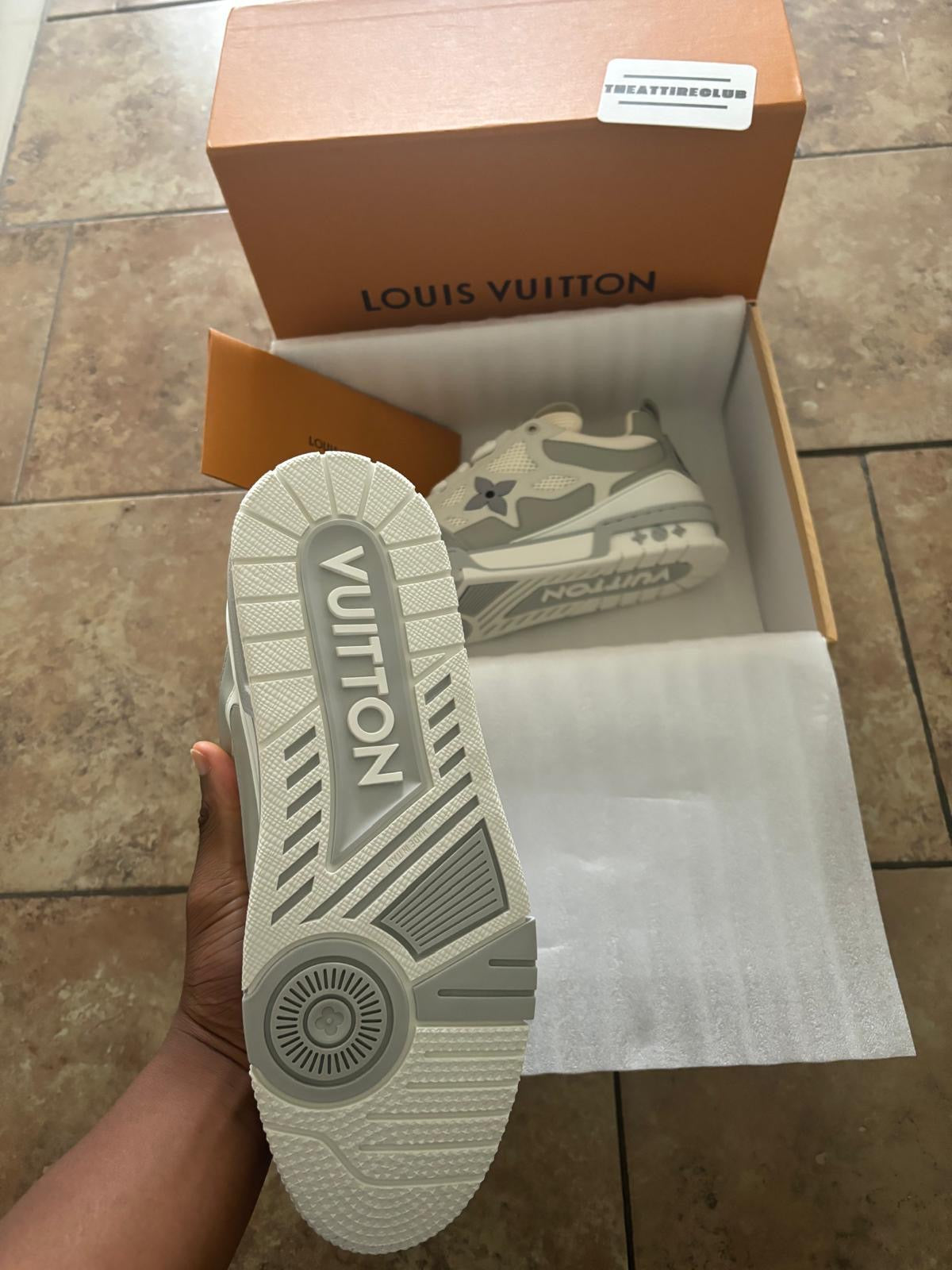 LV Skate Runners