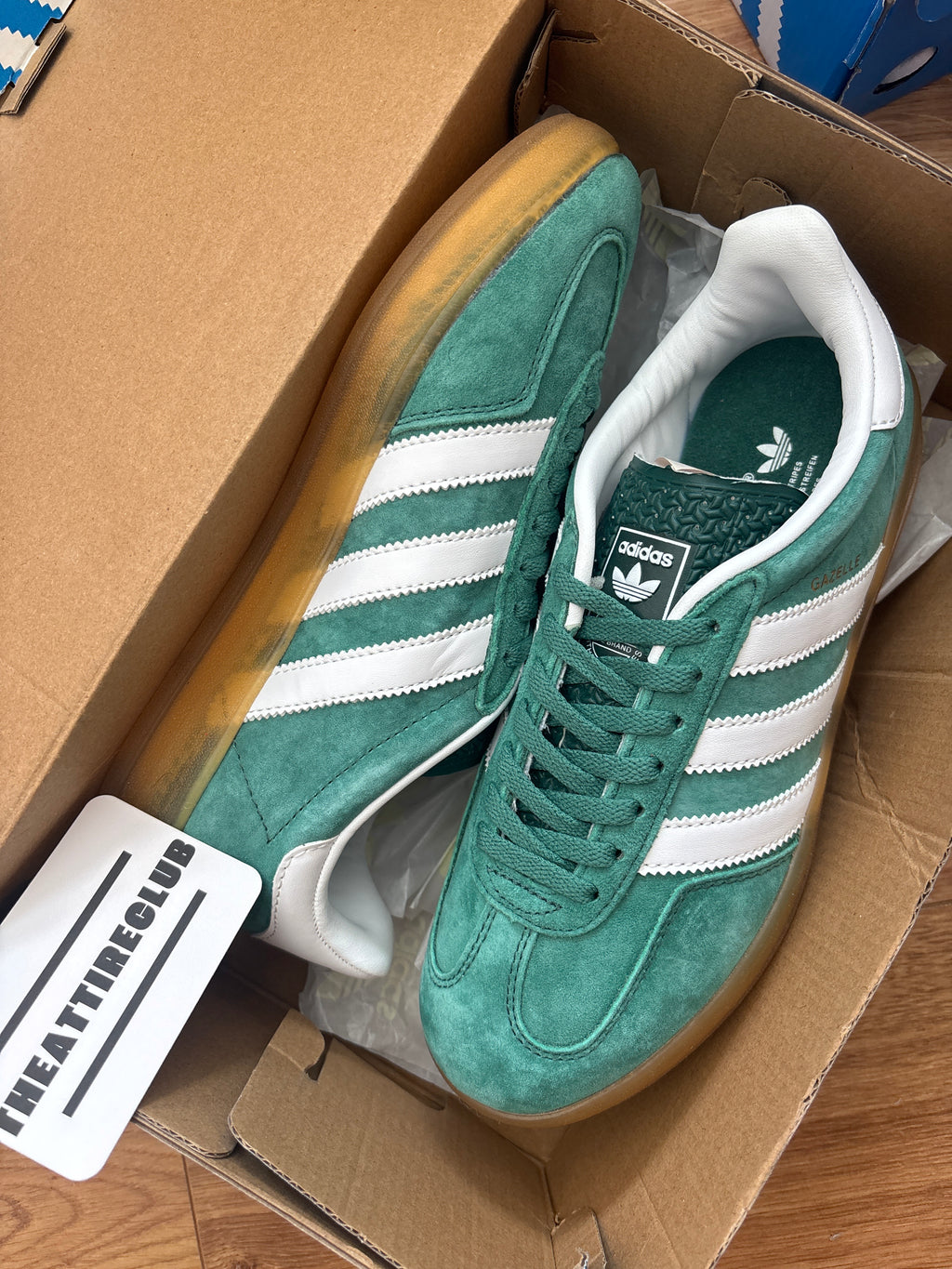 In Stock Gazelle’s (Uk 6)