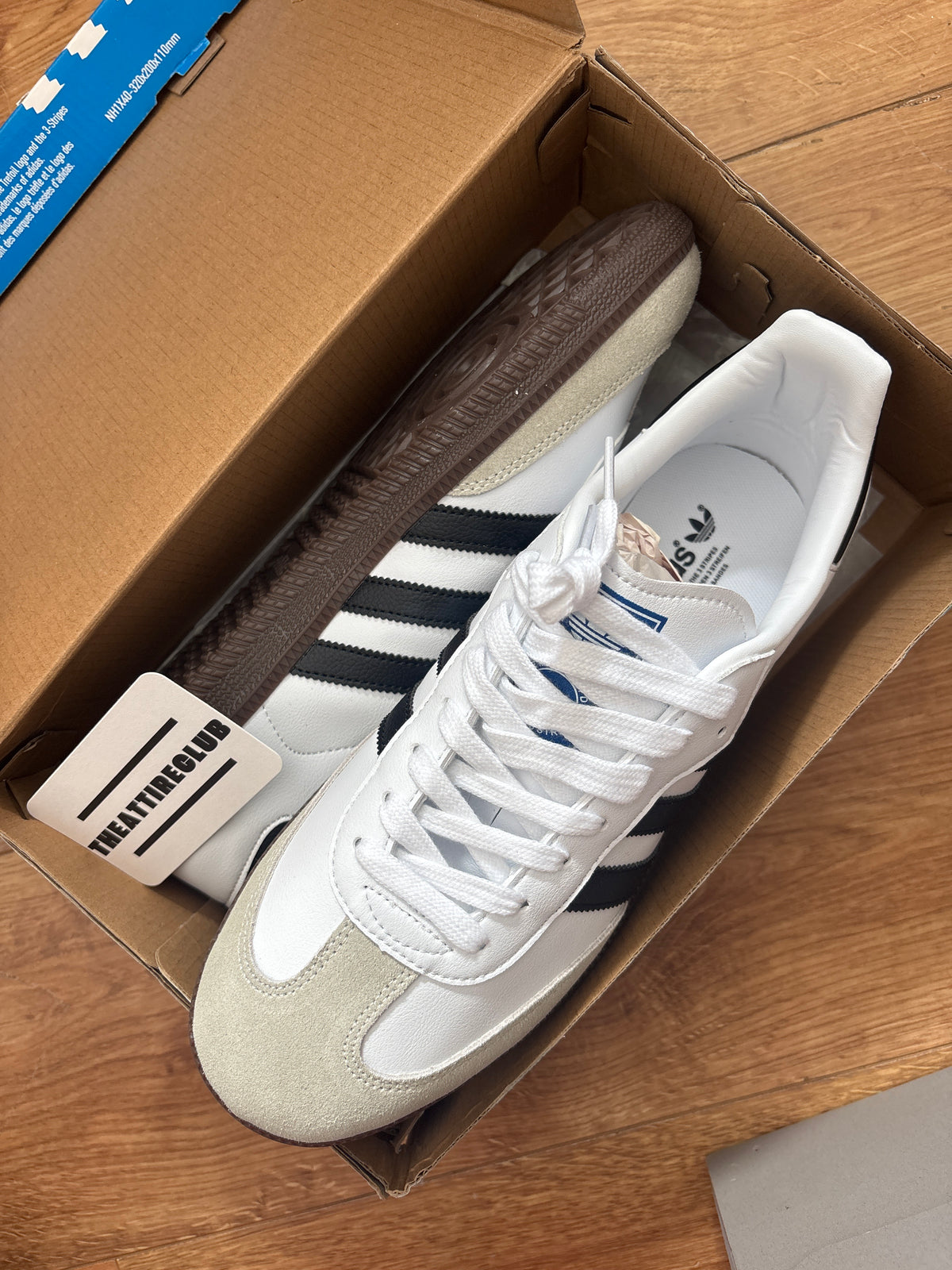 In stock Samba’s (Uk 10.5)