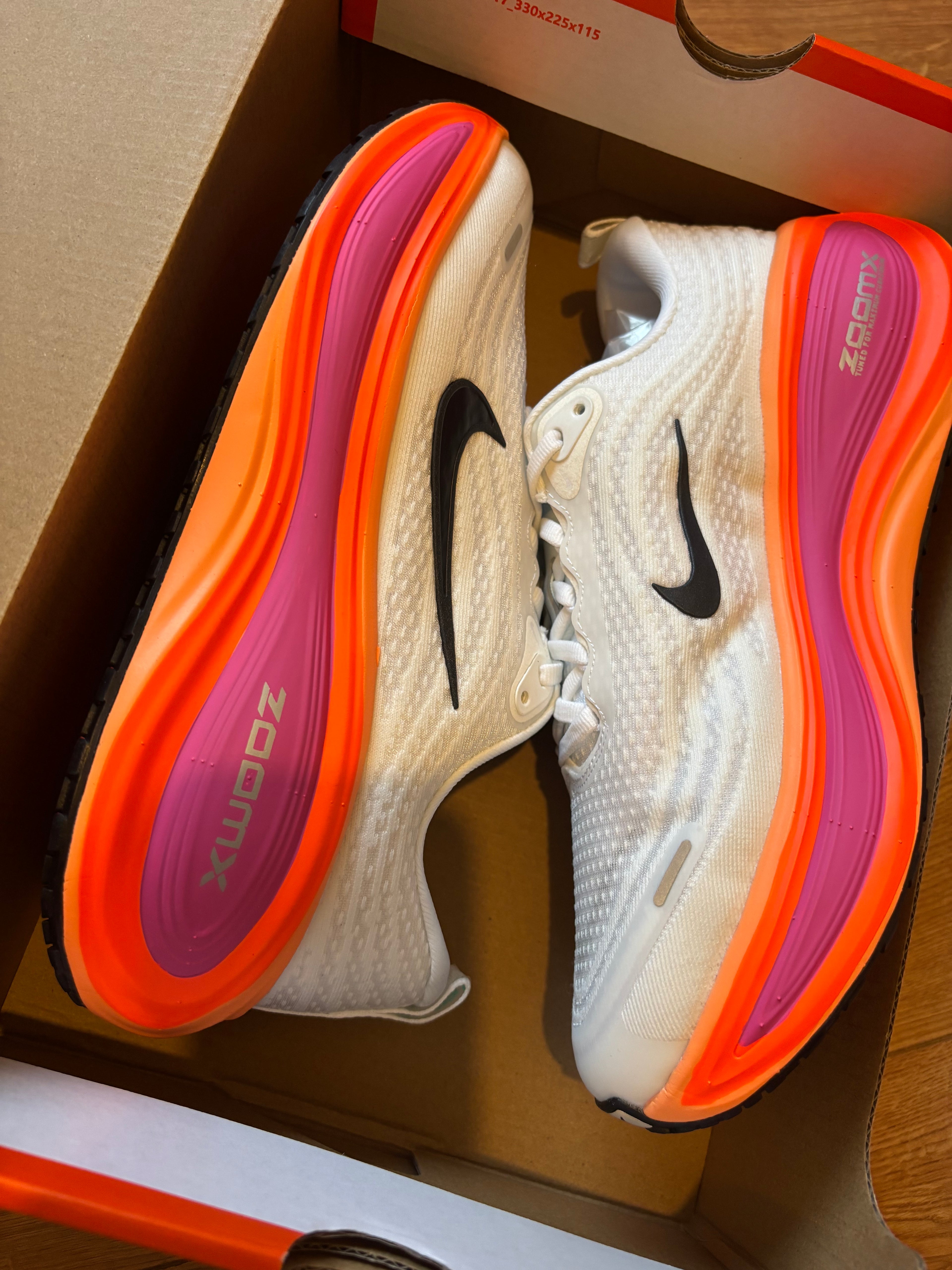 In Stock Vomero Run (Uk 7)