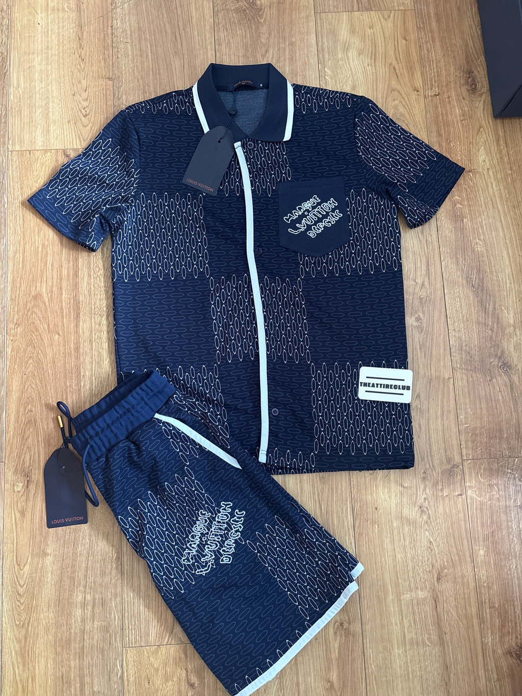 In Stock LV Set (M)
