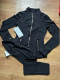 In Stock Alo Set (S)