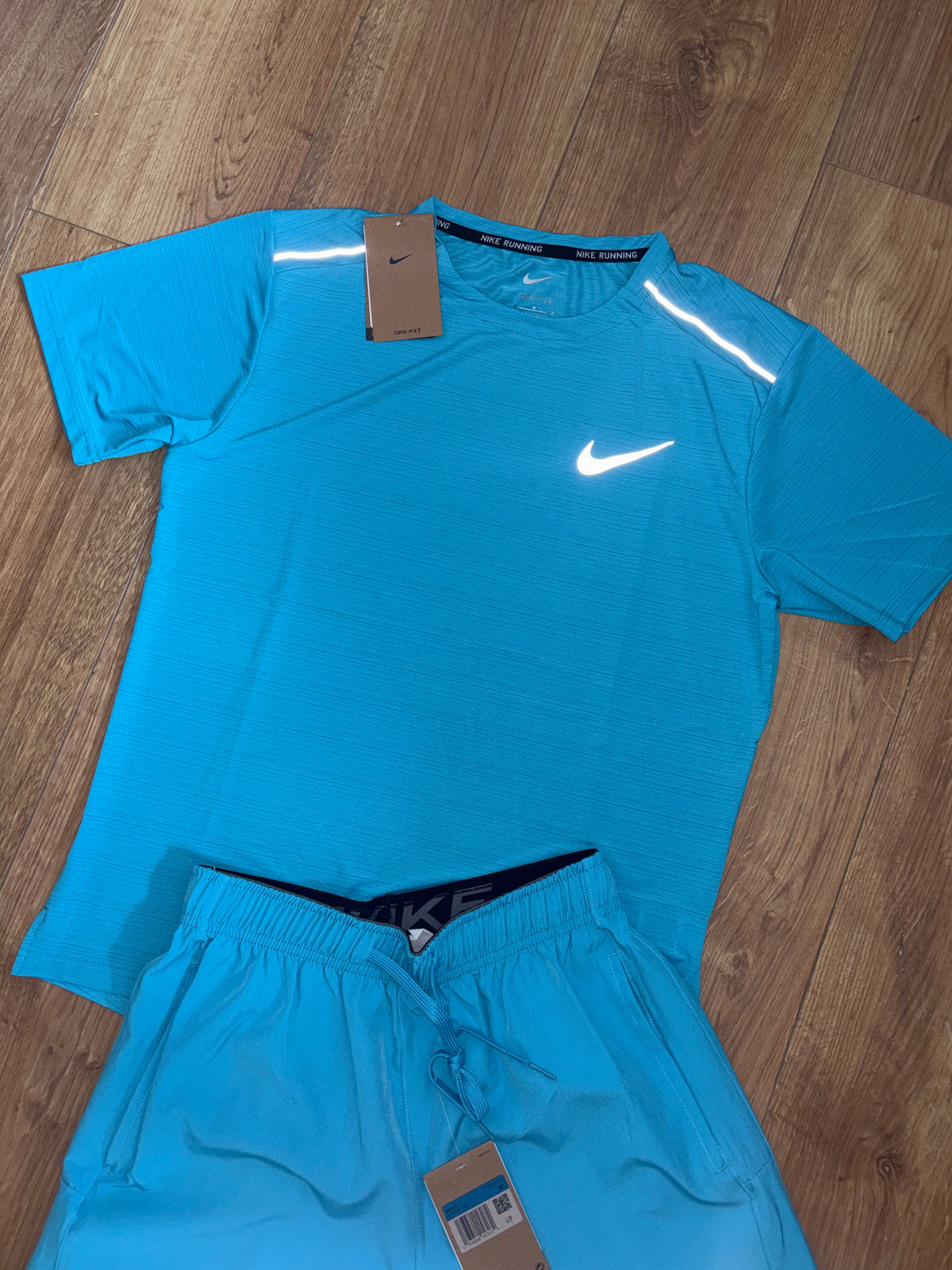 In Stock Nke Miller set (M)