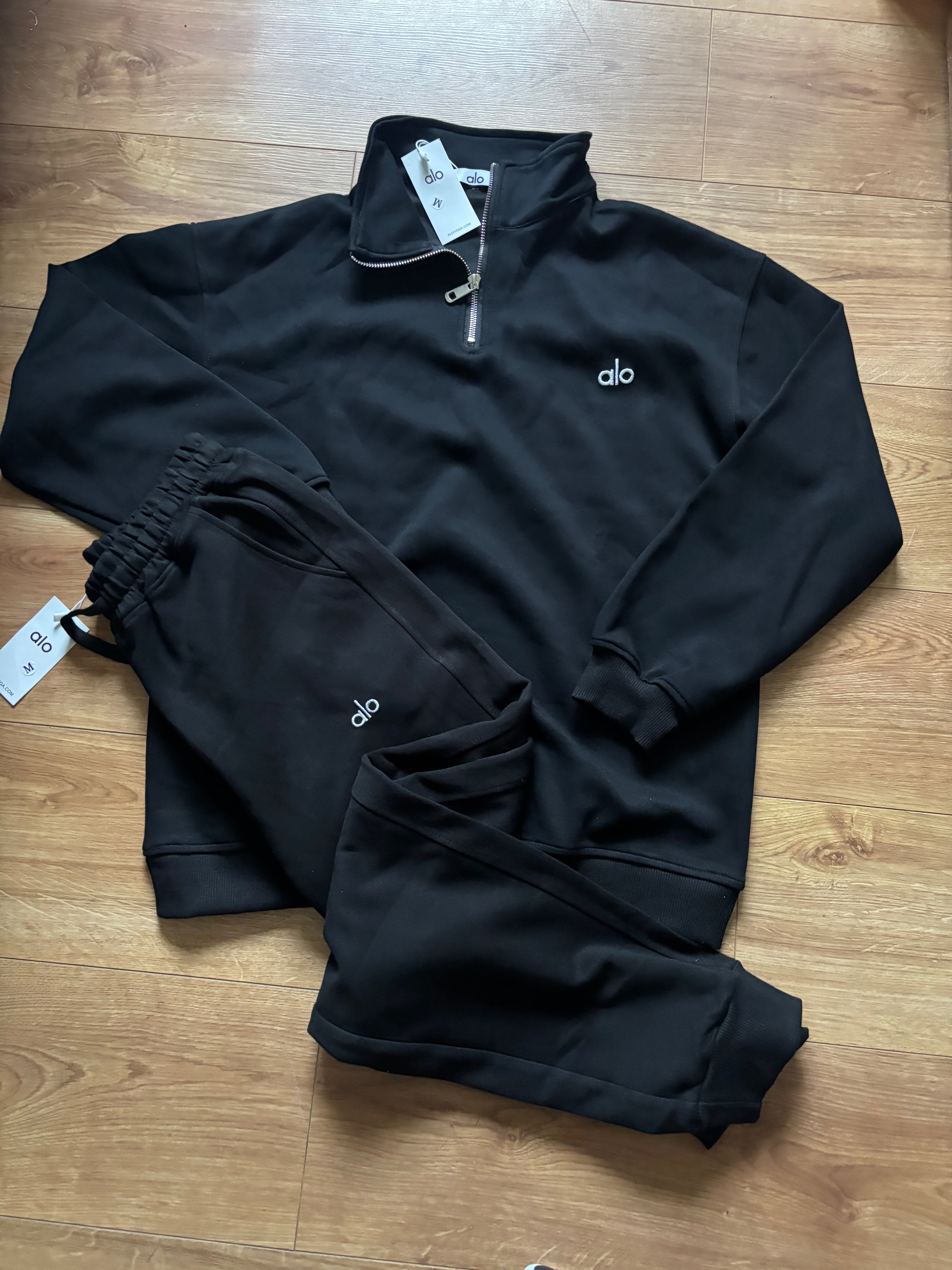 In Stock Alo Tracksuit (S)